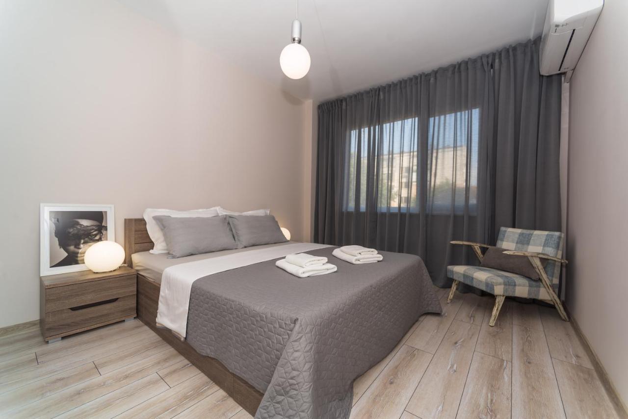 Fashionable 1Bd Flat In The Centre Of Plovdiv Apartment ภายนอก รูปภาพ